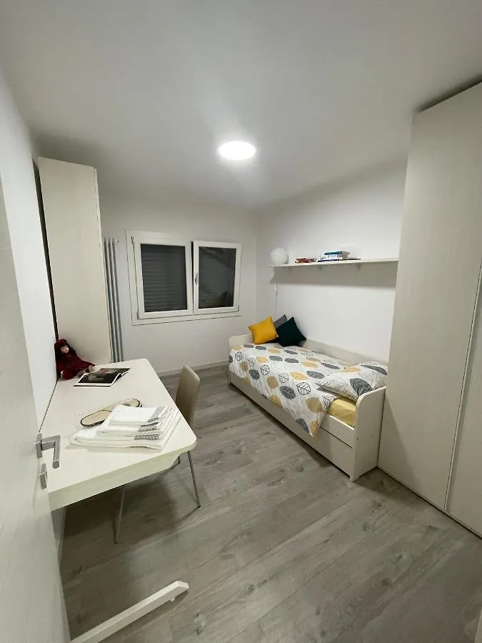 Sisila Locazione Hotel Vittorio Veneto